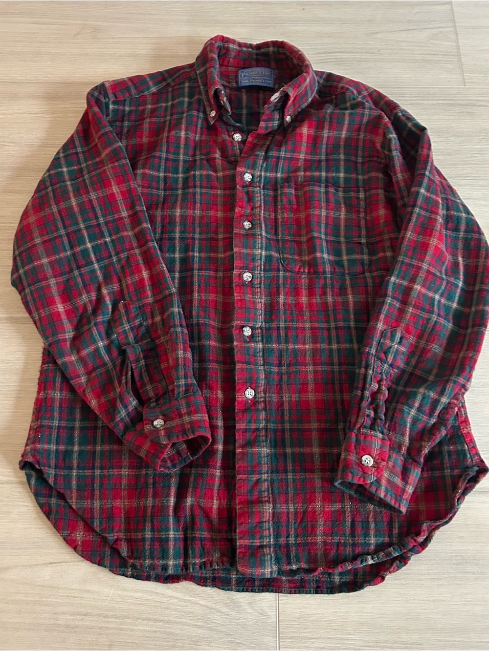 Vintage Pendleton Women’s Large Red Plaid Shirt